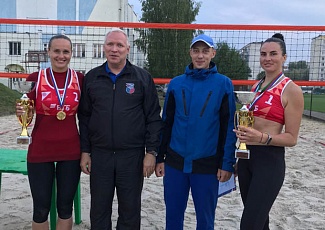 Брянские спартаковские волейболистки стали абсолютными победительницами чемпионата ЦФО