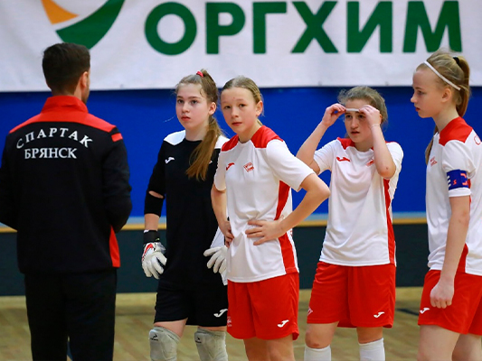 Команды девушек БГСК "Спартак" отправятся на финальный этап